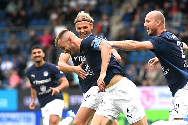 Slovácko porazilo Karvinou 2:1, oba kapitáni viděli červenou