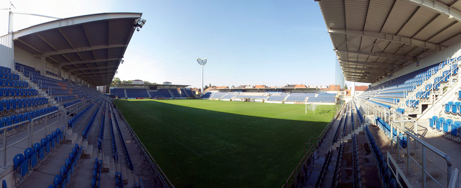 Městský fotbalový stadion Miroslava Valenty